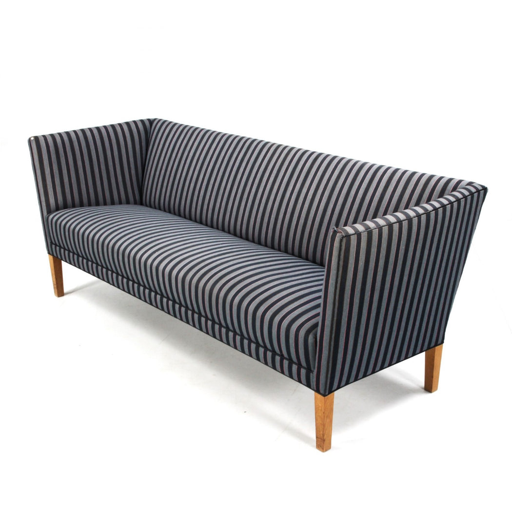 Grete Jalk 'JH210' Sofa