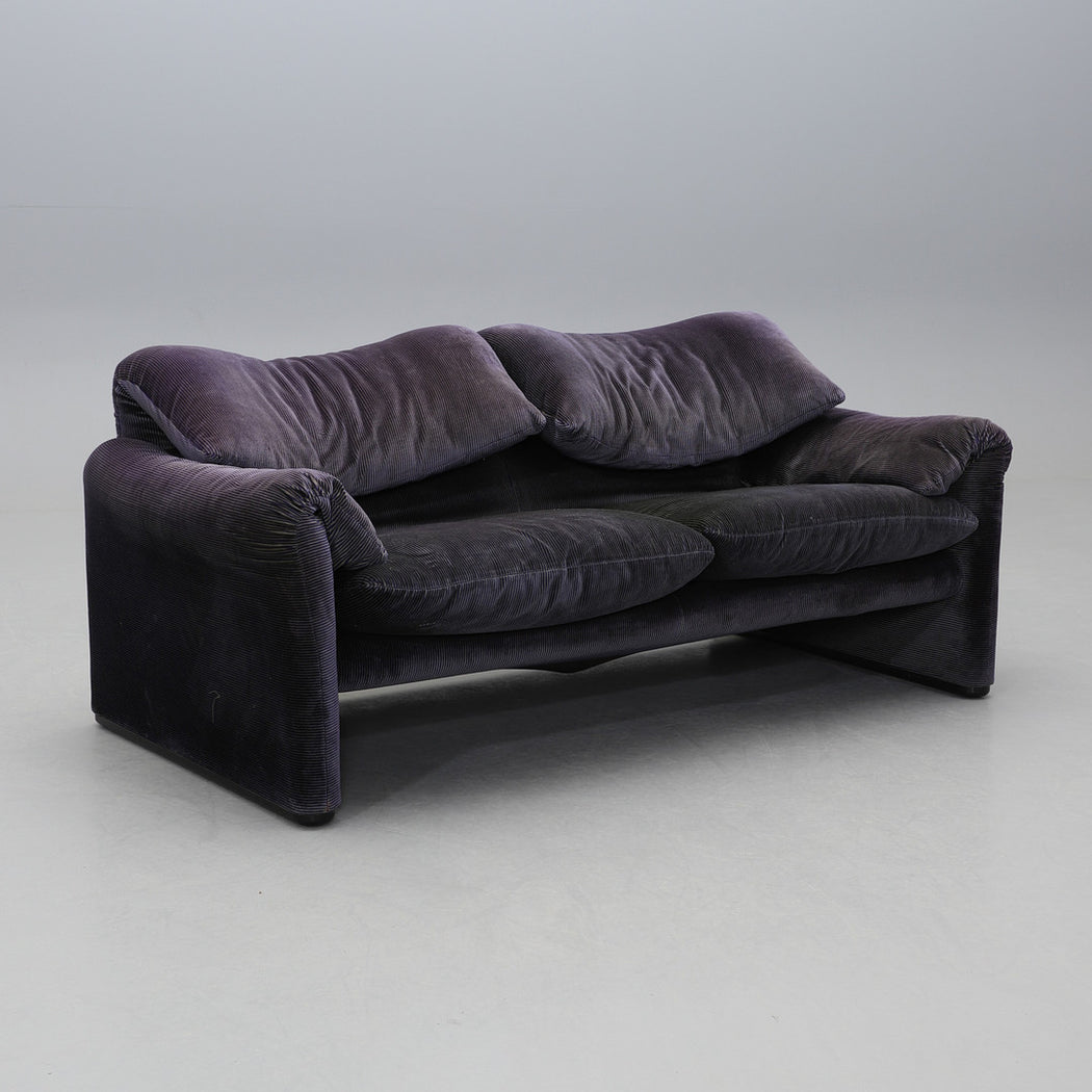 Vico Magistretti 'Maralunga' Sofa