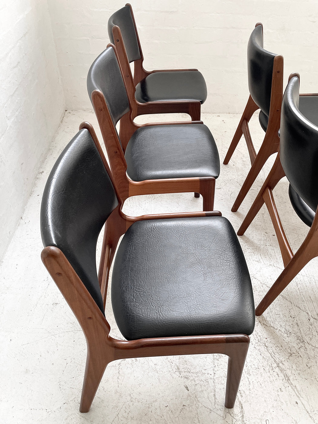 Erik Buch 'Model 89' Chairs