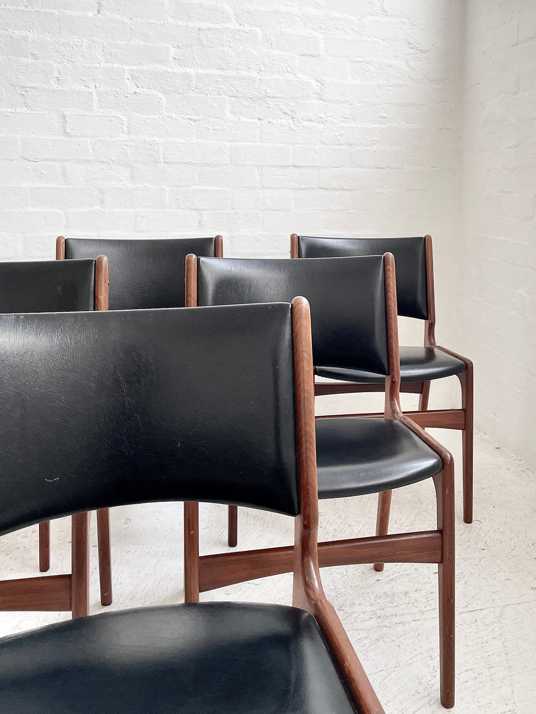 Erik Buch 'Model 89' Chairs