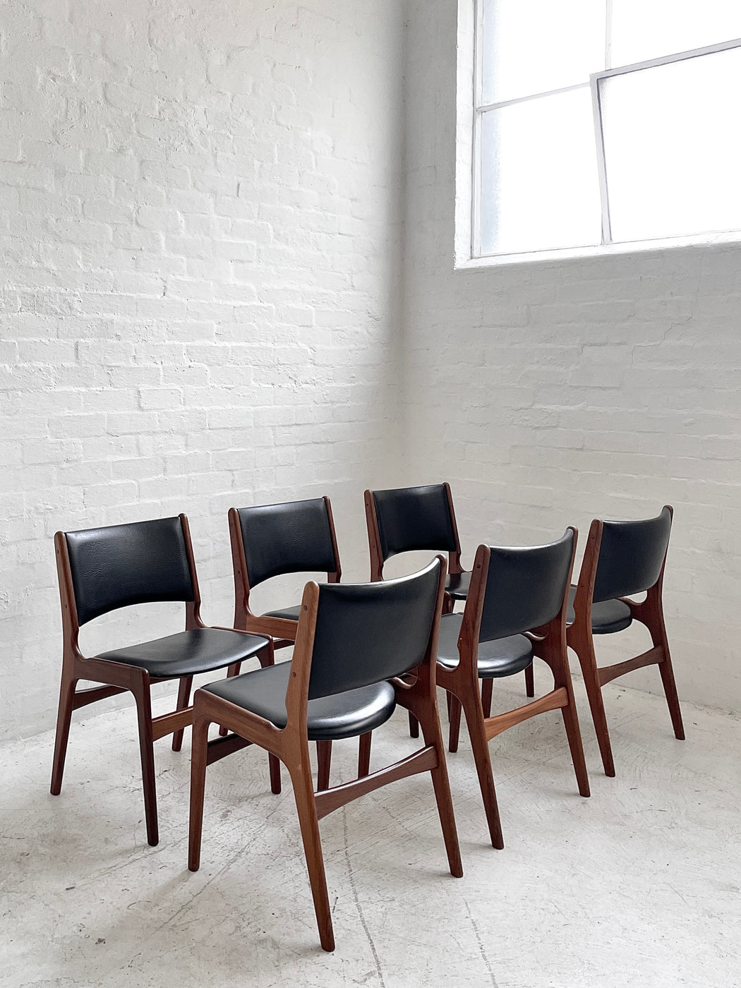 Erik Buch 'Model 89' Chairs
