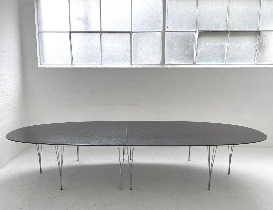 Rare Monumental 'Superellipse' Table