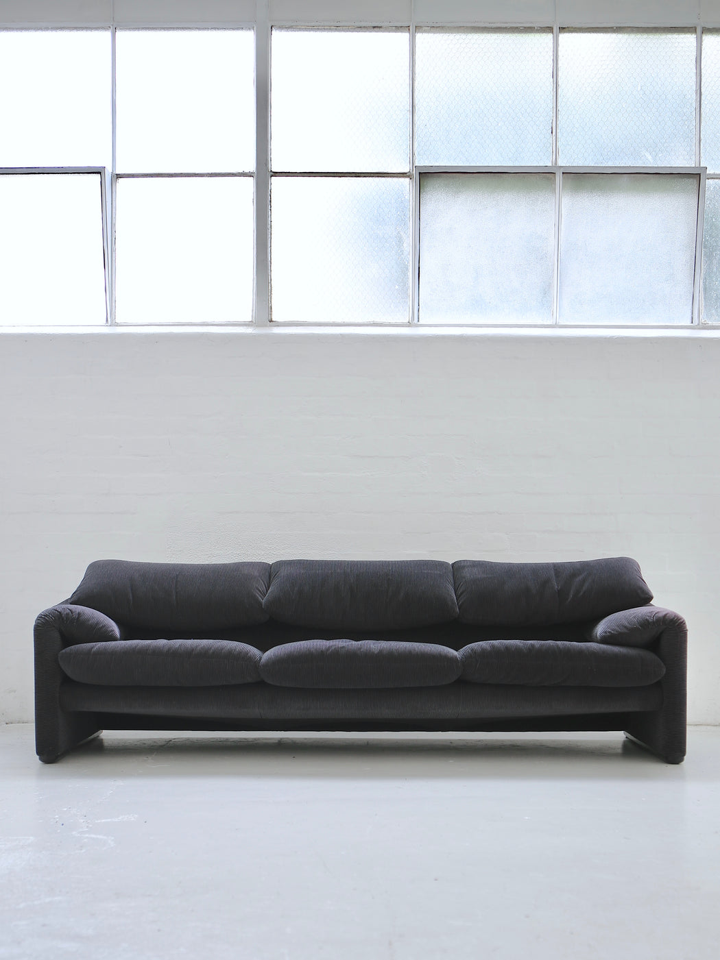 Vico Magistretti 'Maralunga' Sofa