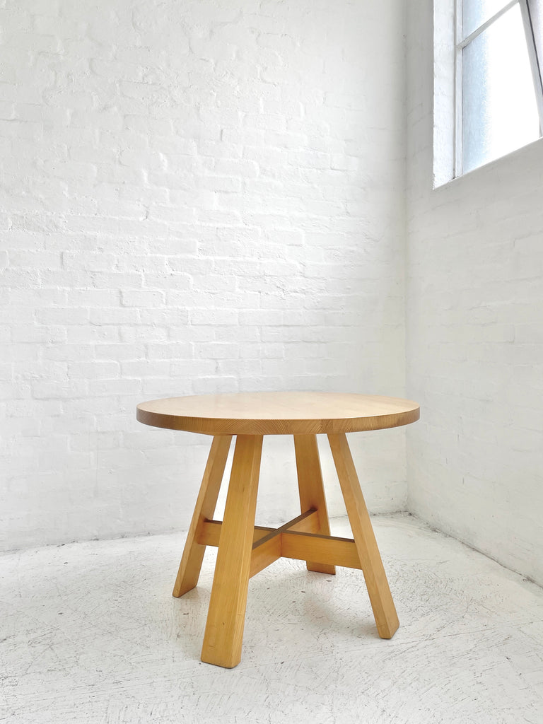 Jardan 'Flynn' Table — Nord