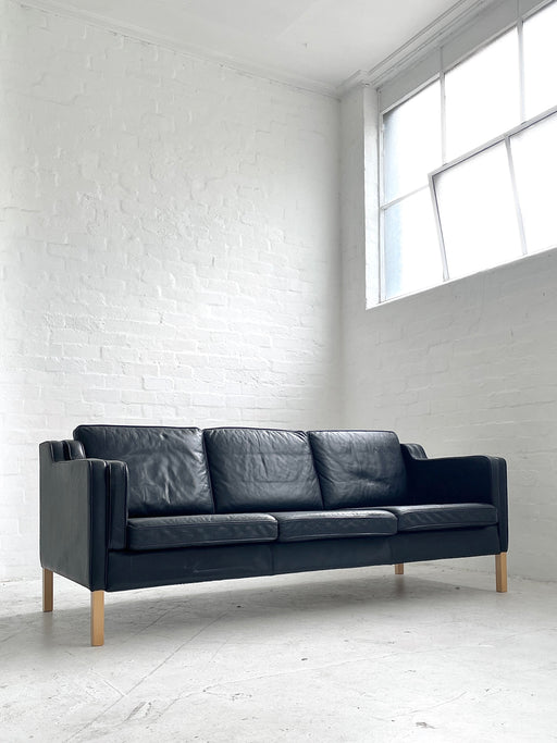 Stouby 'Eva' Leather Sofa