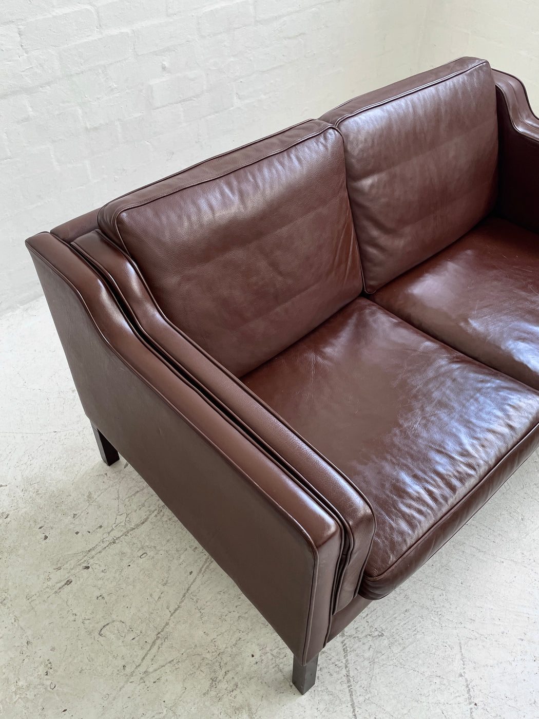 Stouby 'Eva' Leather Sofa