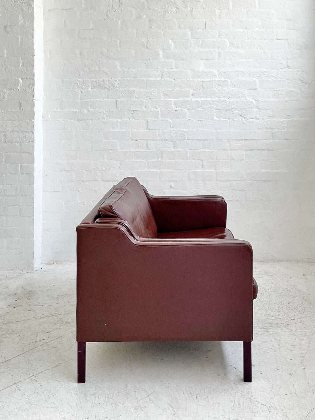 Stouby 'Eva' Leather Sofa