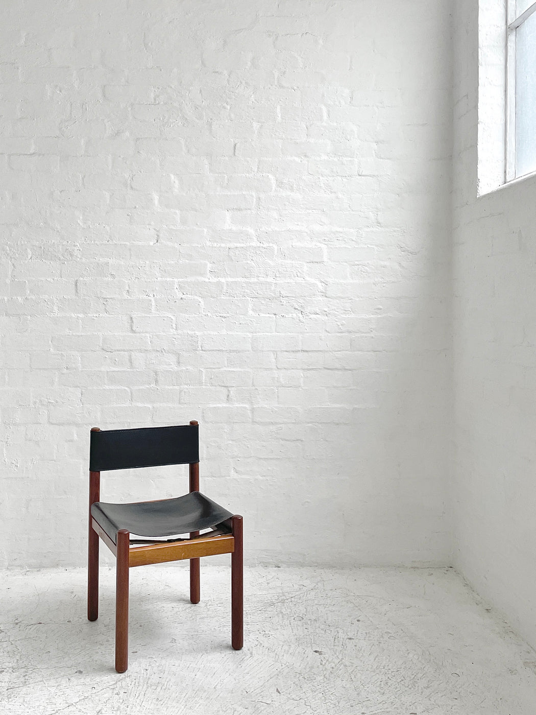 Mary Featherston 'Hob' Chair