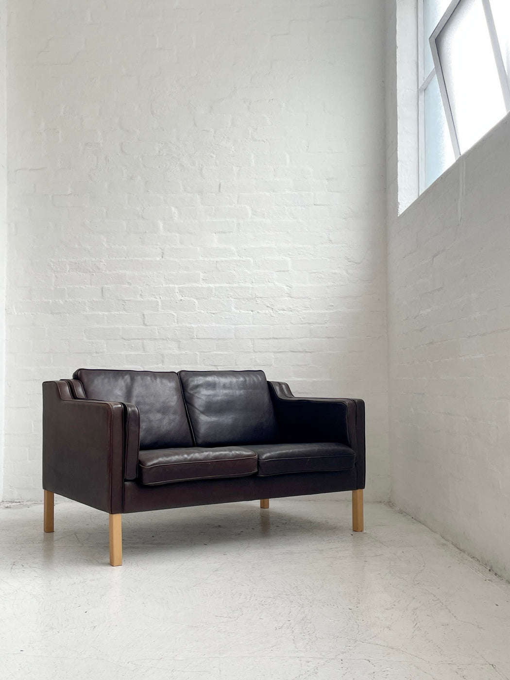Stouby 'Eva' Leather Sofa