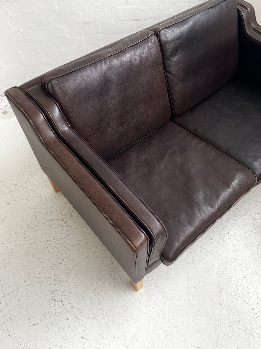 Stouby 'Eva' Leather Sofa