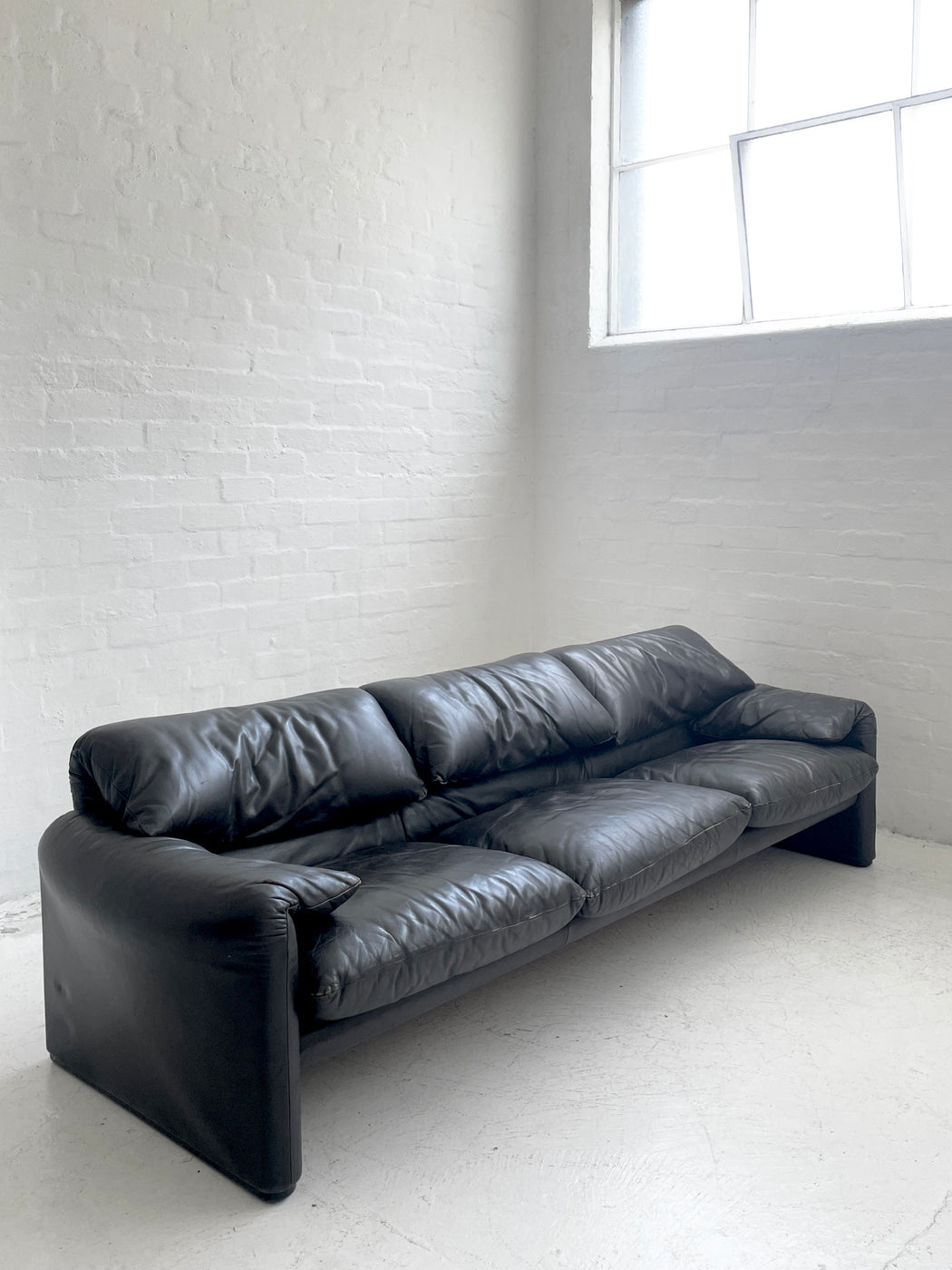 Vico Magistretti 'Maralunga' Sofa