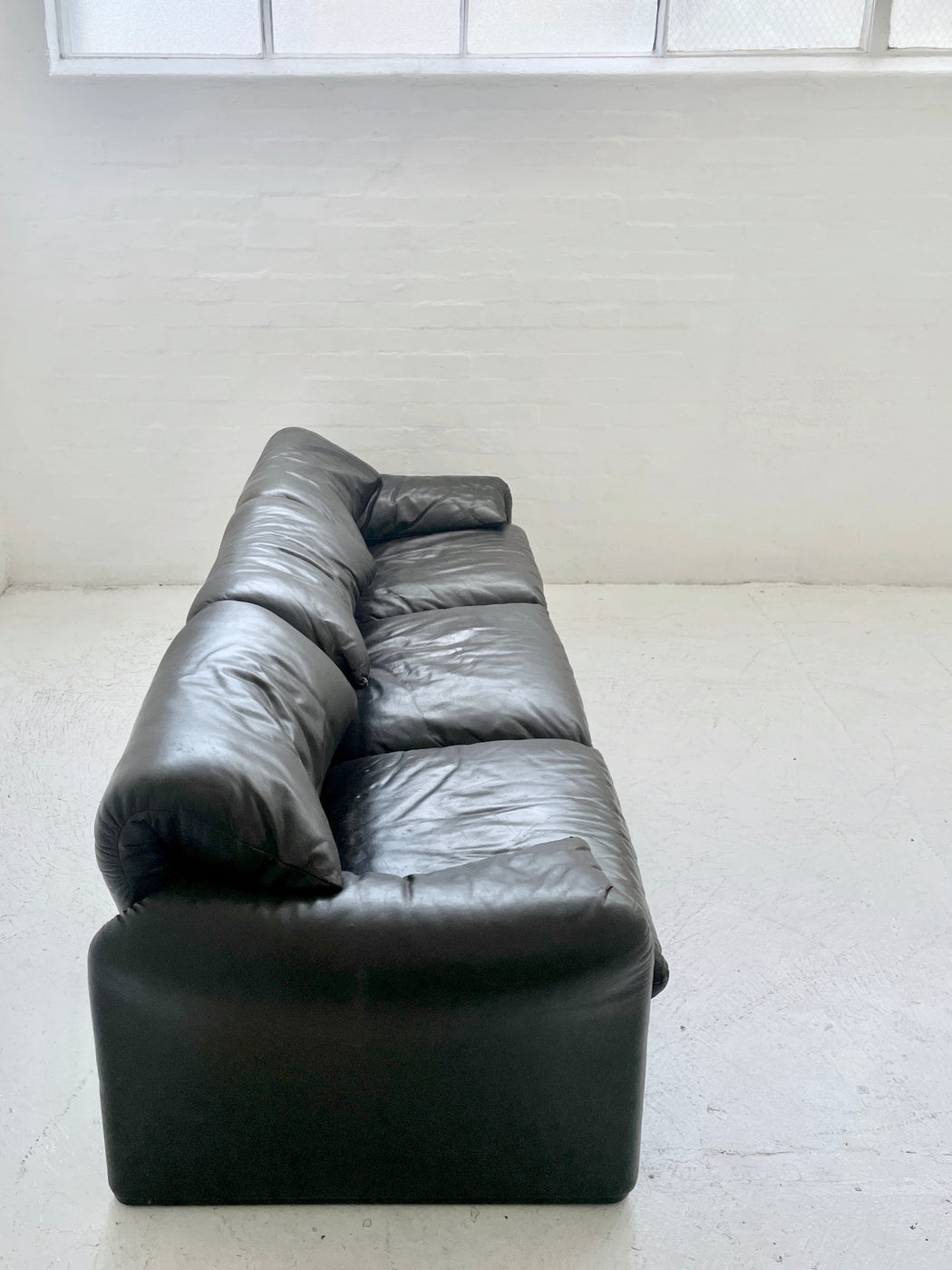 Vico Magistretti 'Maralunga' Sofa