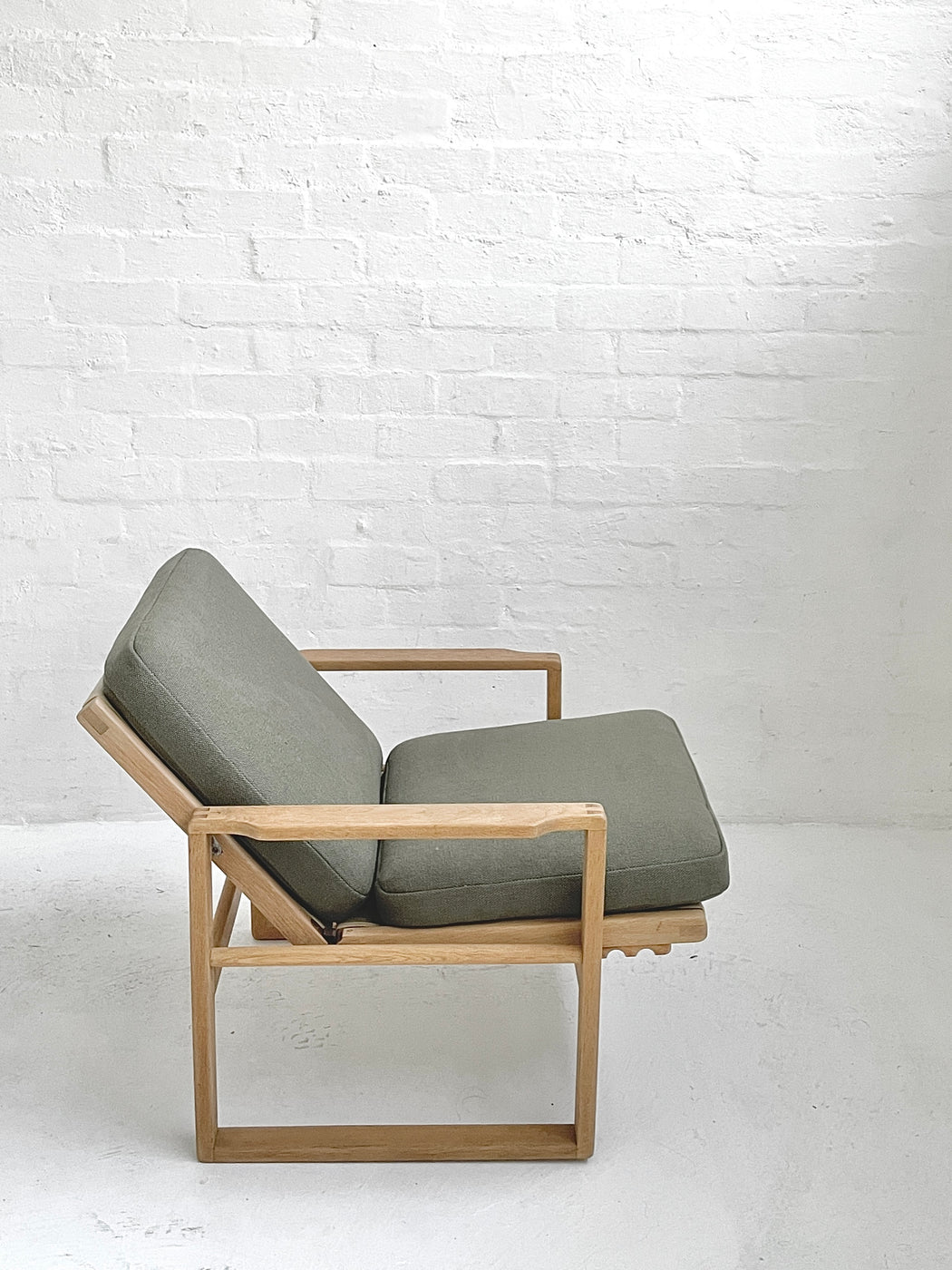 Danish Reclining Oak Lounge Chair