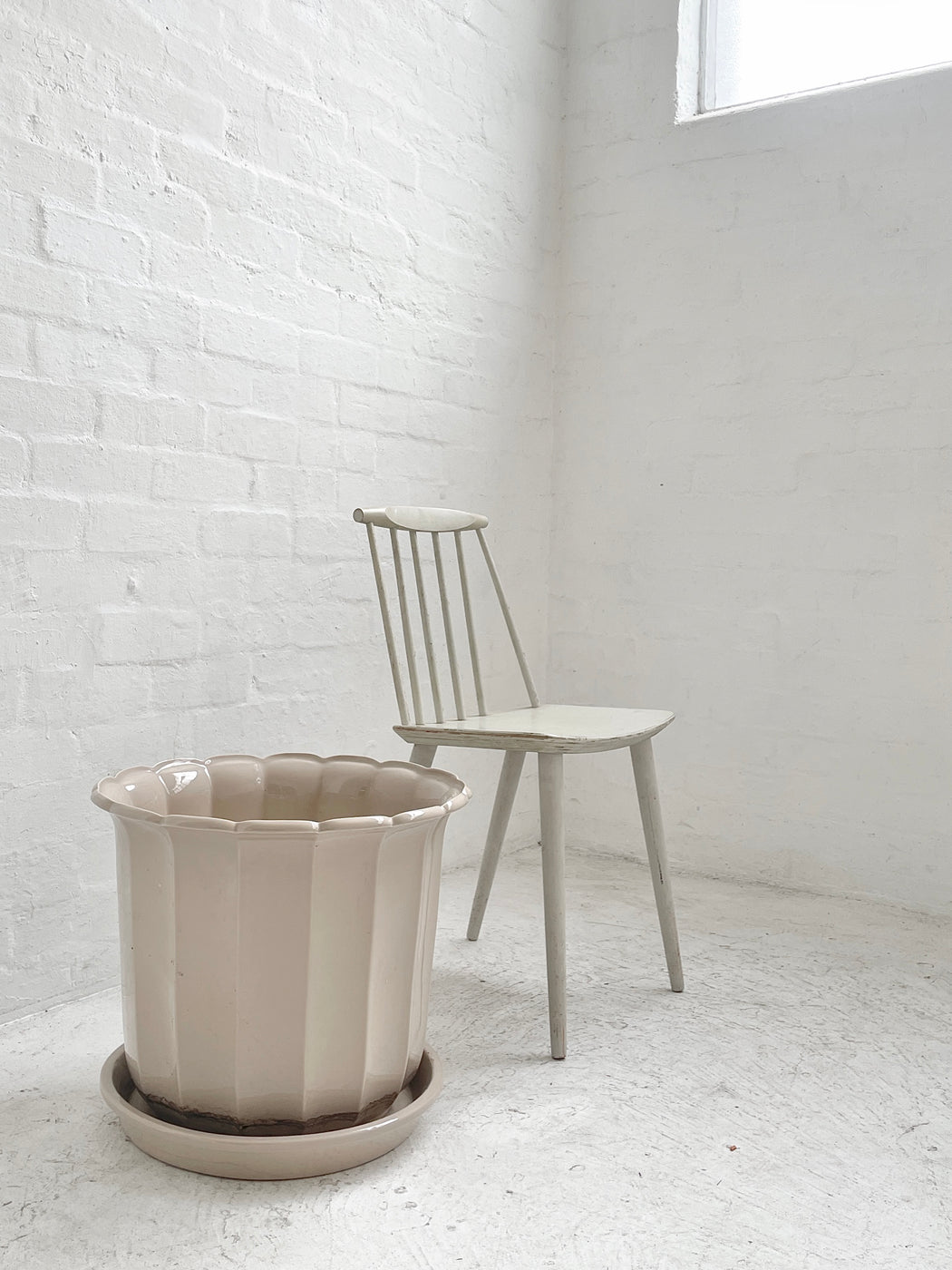 Large Vintage Caroma Ware Porcelain Planter