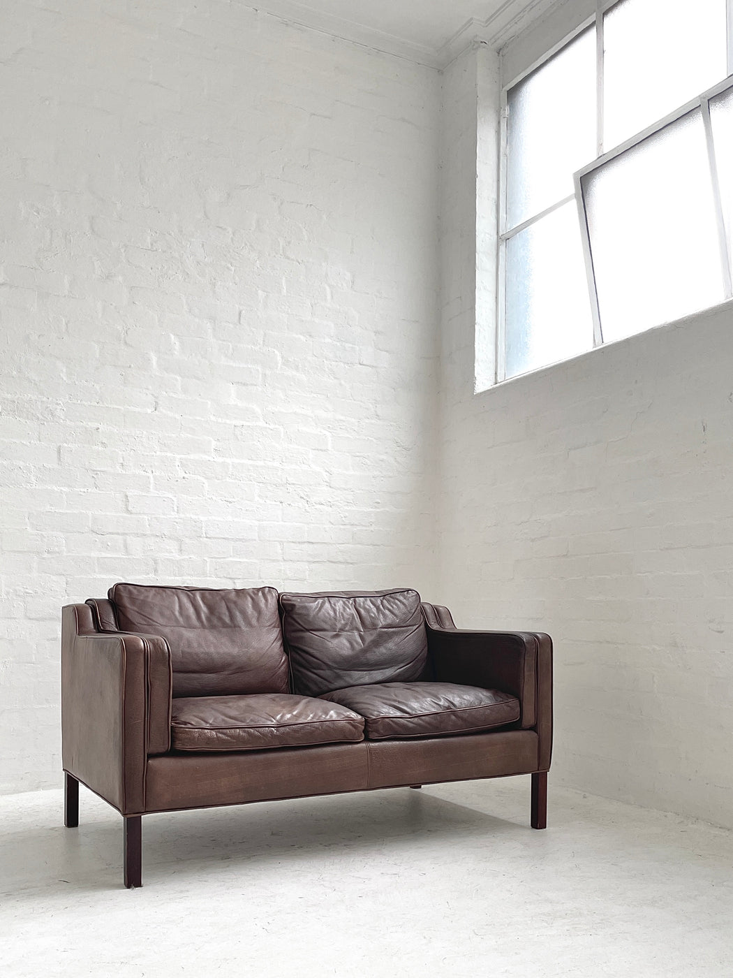 Stouby 'Eva' Leather Sofa