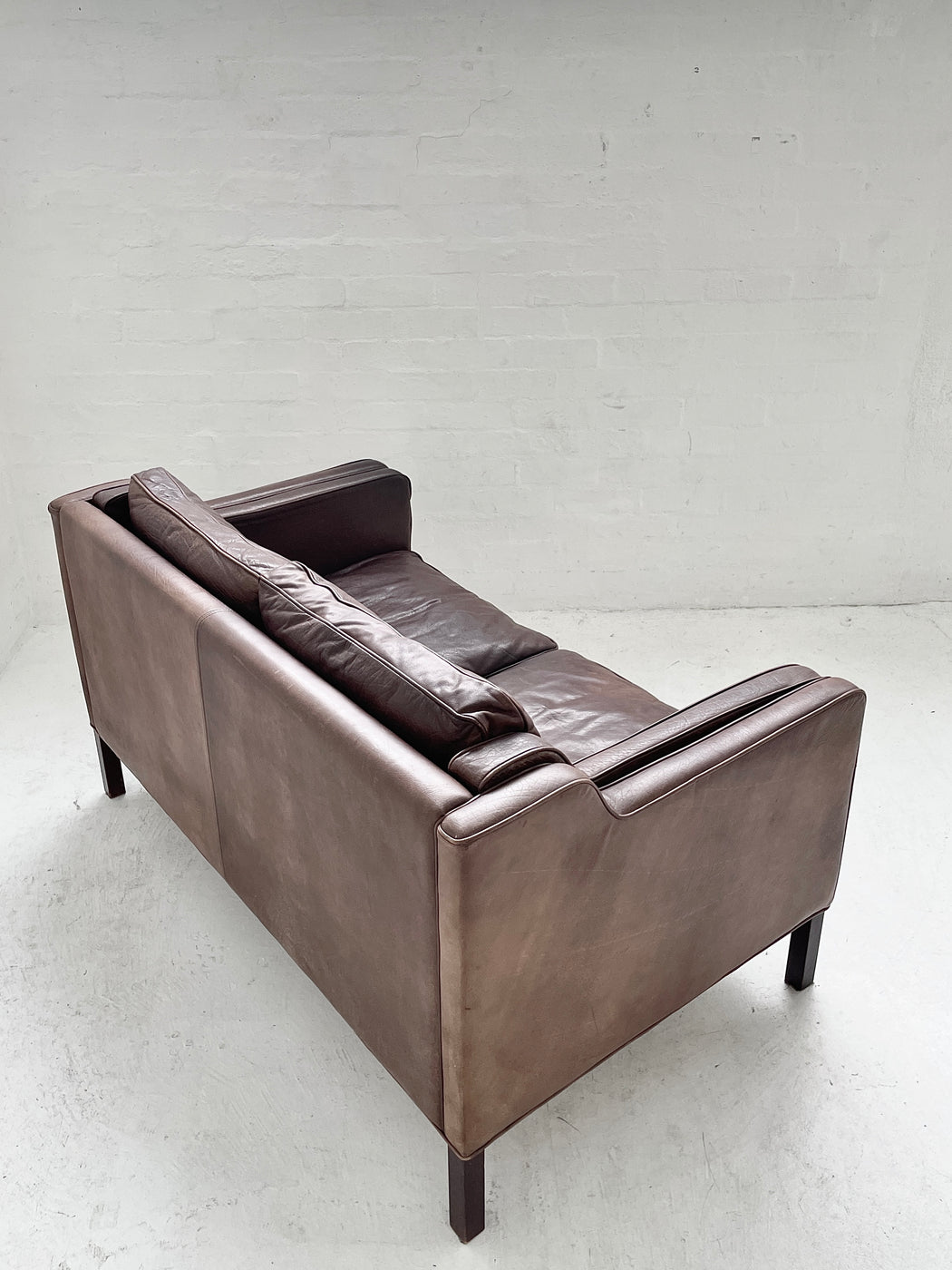 Stouby 'Eva' Leather Sofa