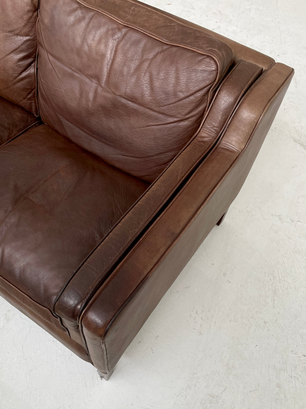 Stouby 'Eva' Leather Sofa