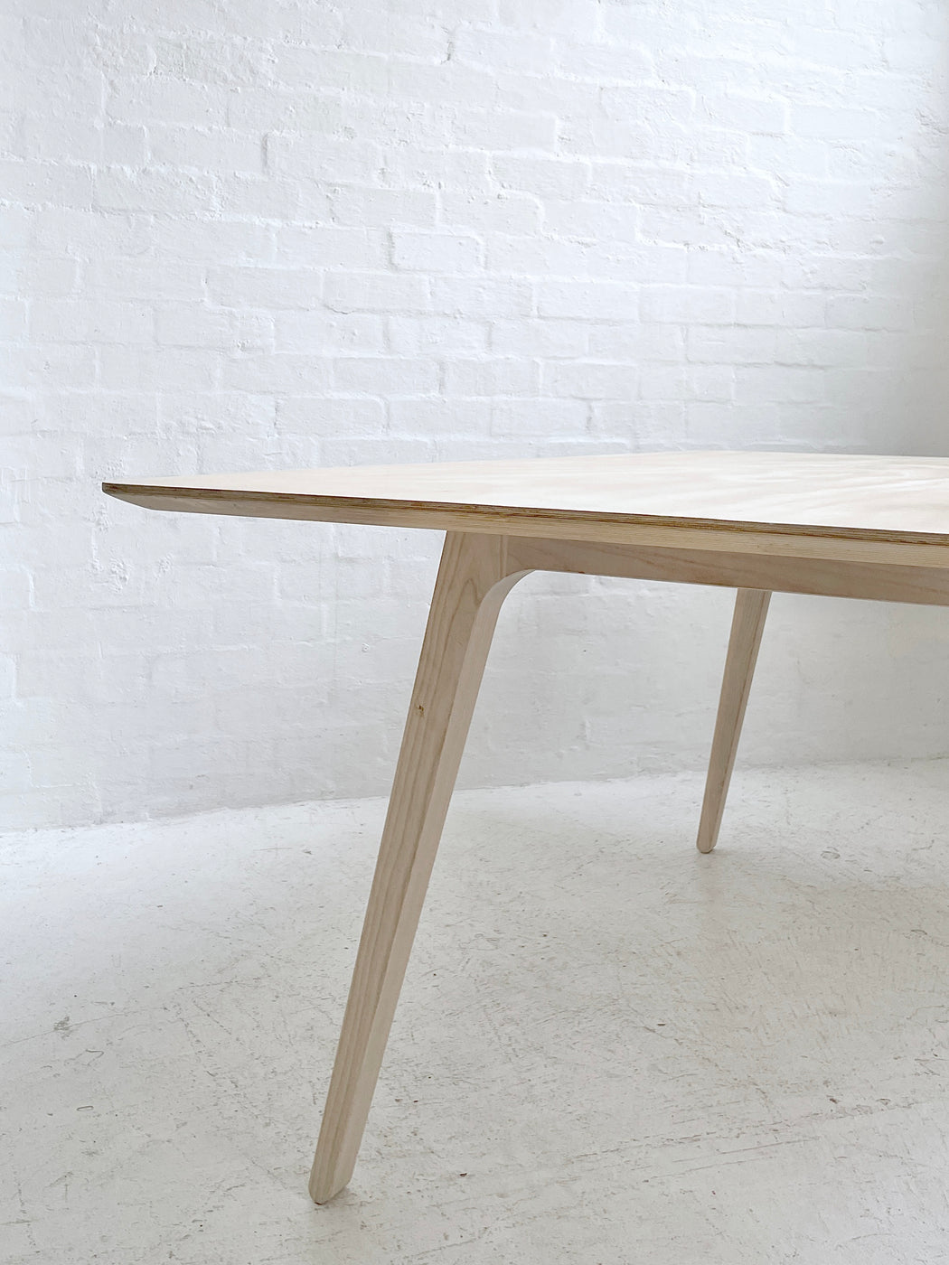 Henrik Pedersen 'Gate' Table