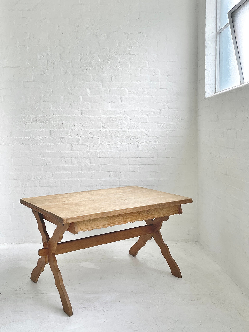 Henning Kjærnulf Oak 'Folk' Table