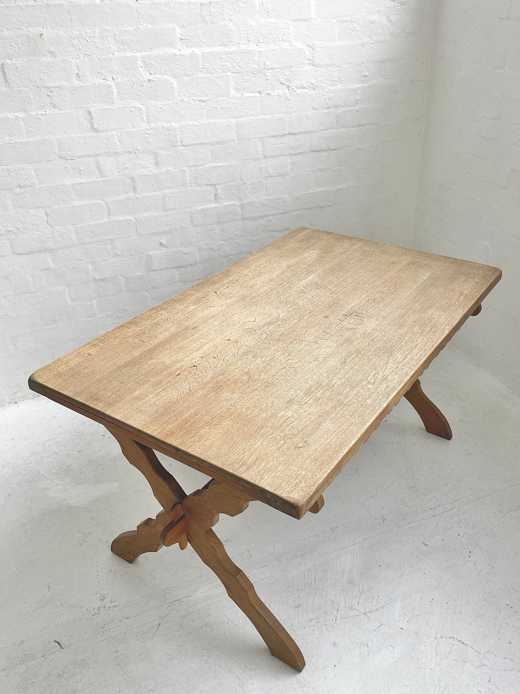Henning Kjærnulf Oak 'Folk' Table