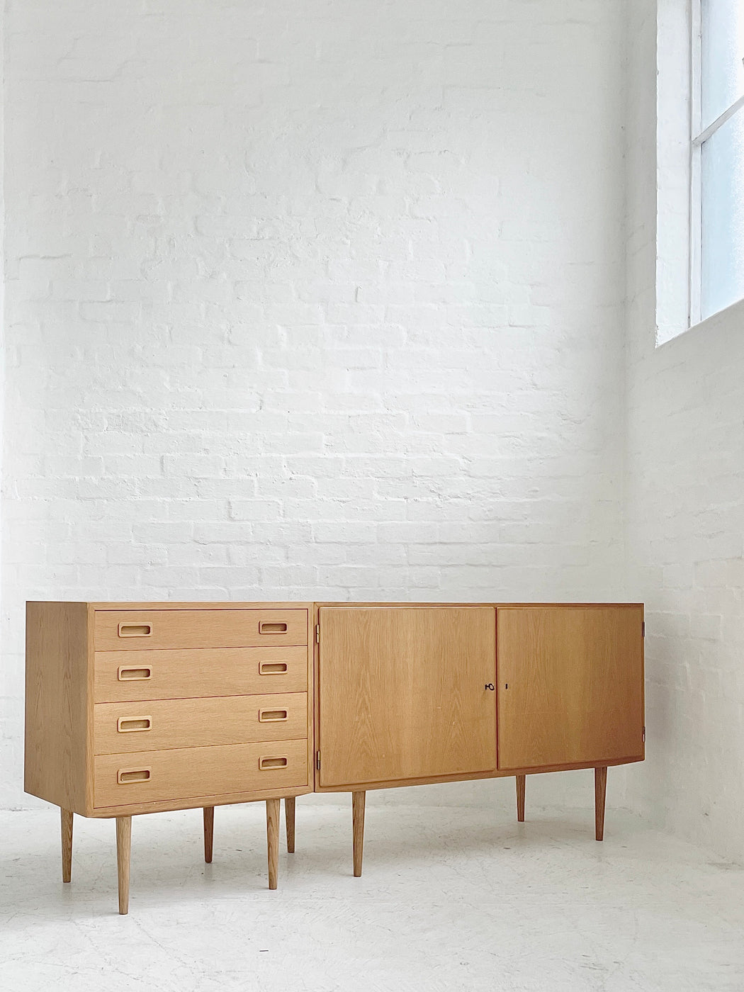 Carlo Jensen Oak Unit