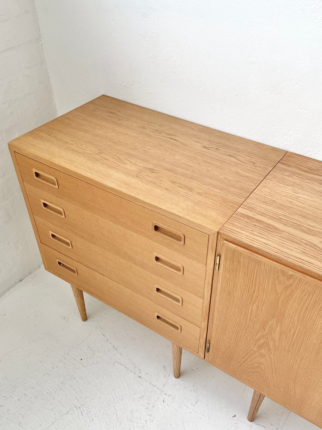 Carlo Jensen Oak Unit