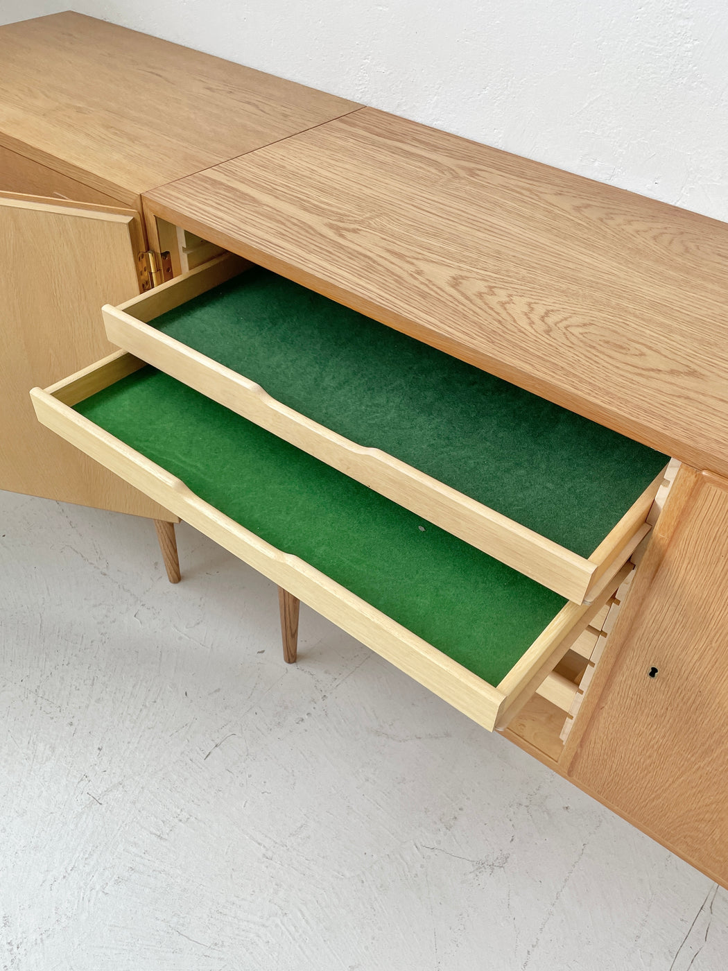 Carlo Jensen Oak Unit