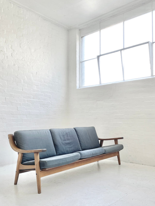 Hans J. Wegner GE530 Sofa