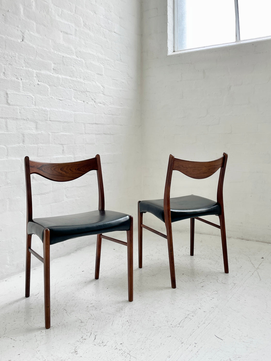 Set of four Arne Wahl Iversen Model 'GS61' Rosewood Chair