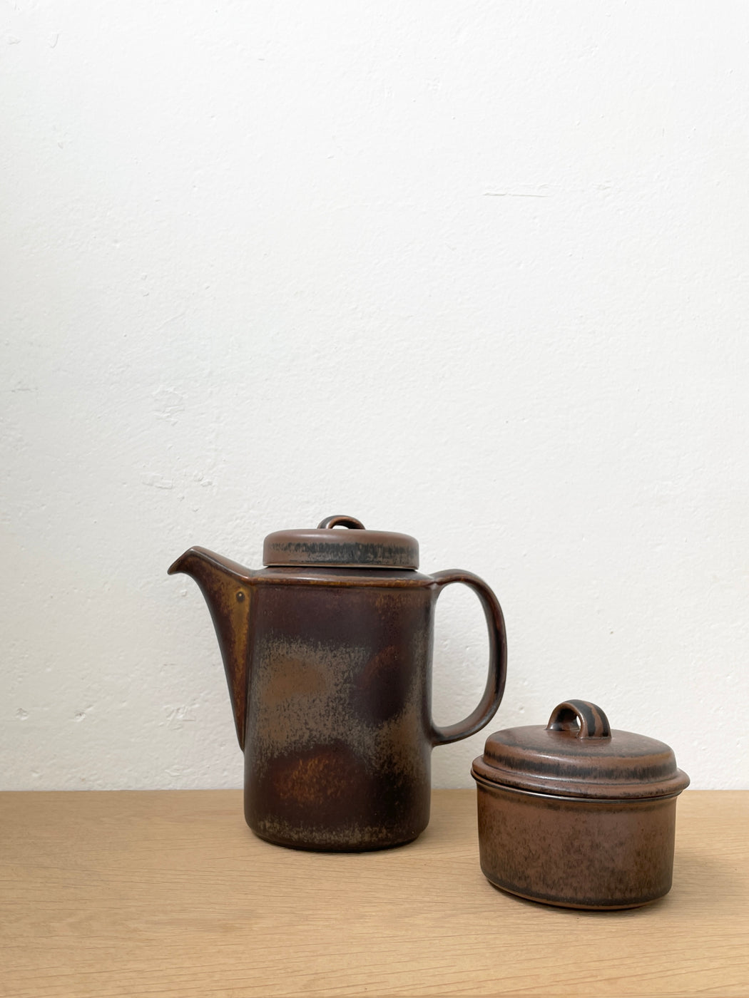 Arabia ‘Ruska’ Coffee Pot & Sugar Bowl