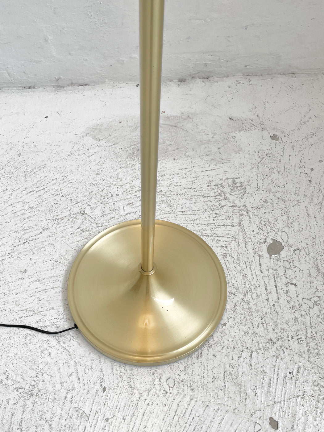 Aage Petersen 'Model 339' Le Klint Standing Lamp
