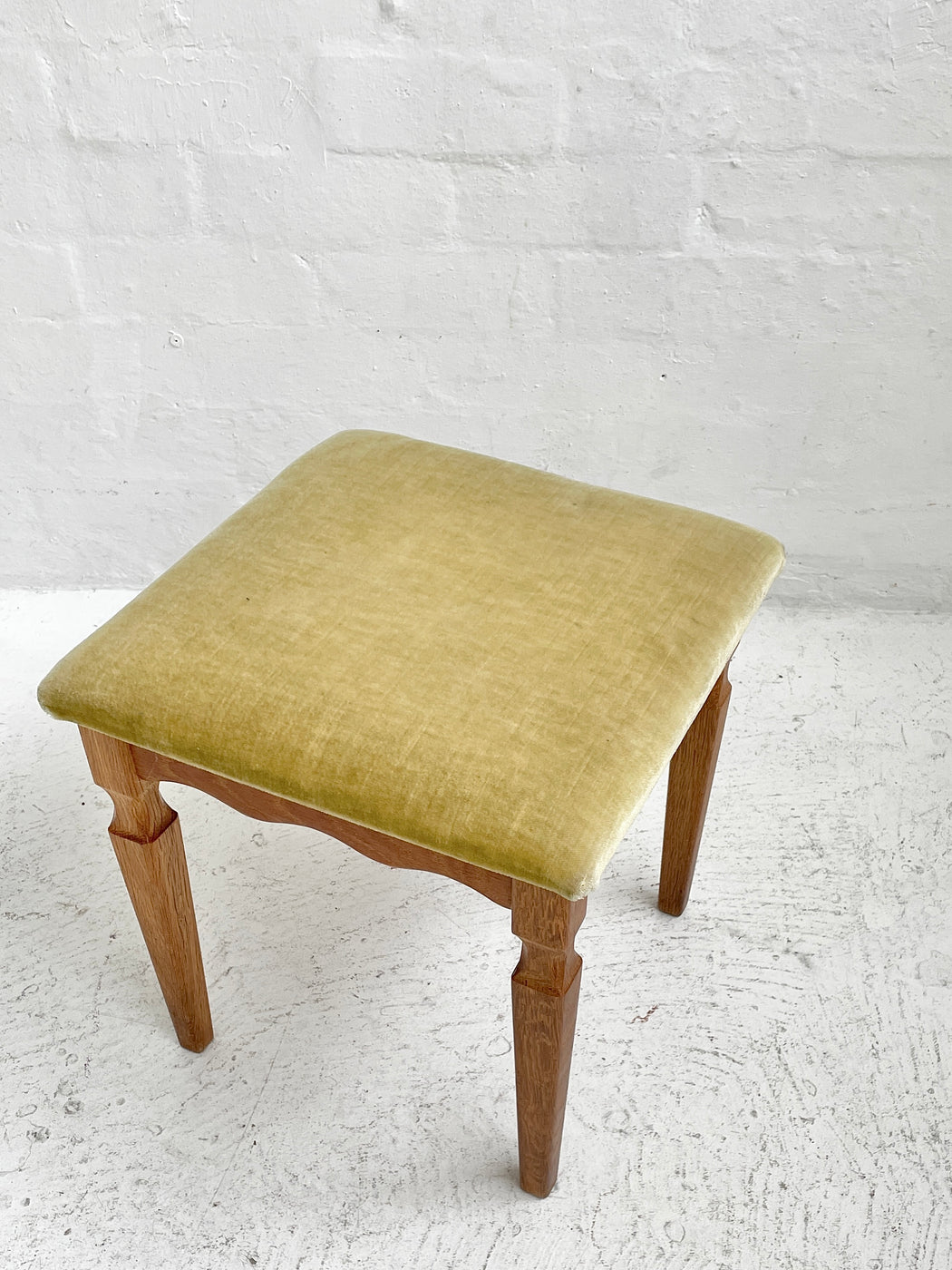 Henning Kjærnulf Oak Stool