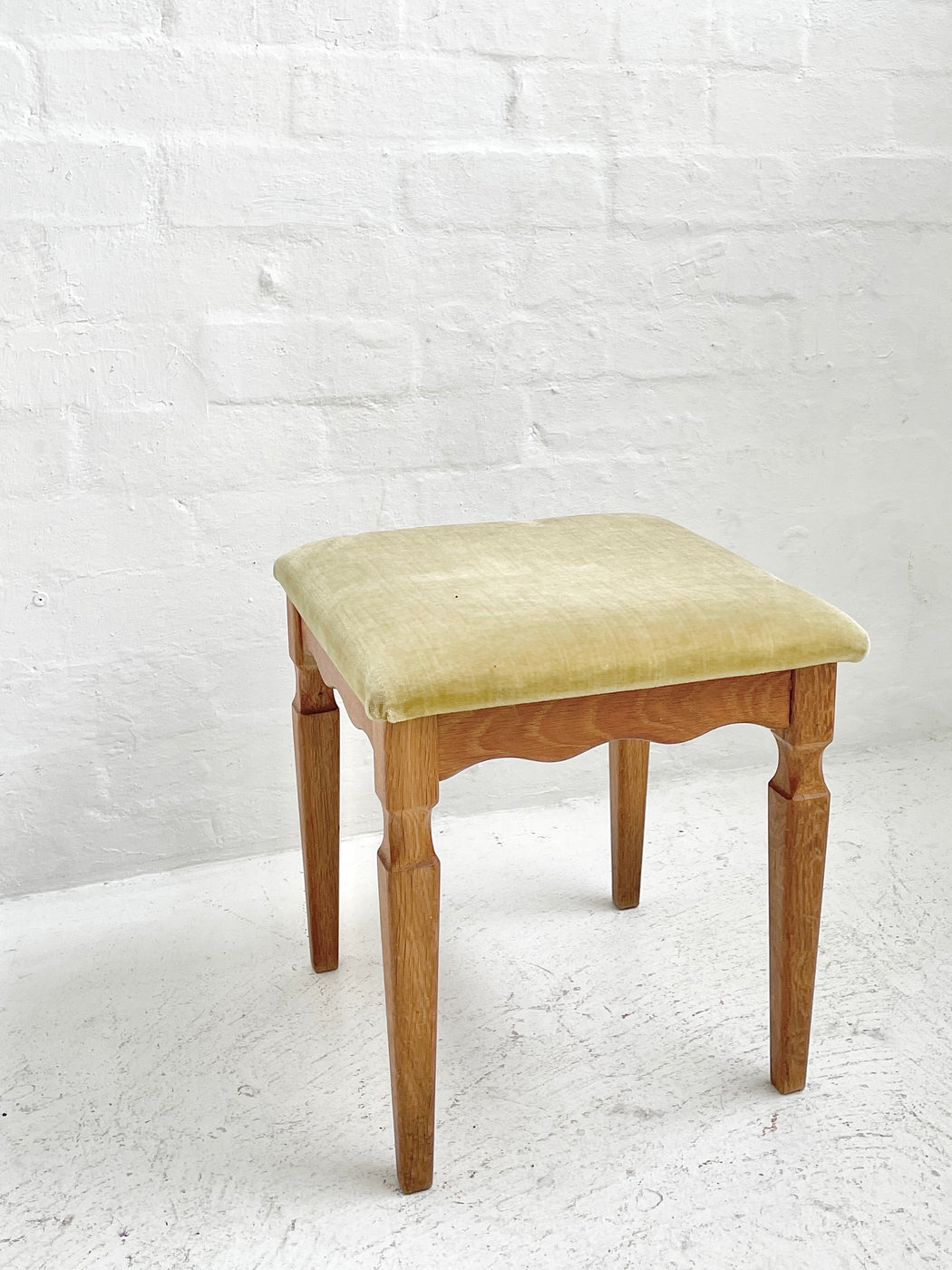 Henning Kjærnulf Oak Stool