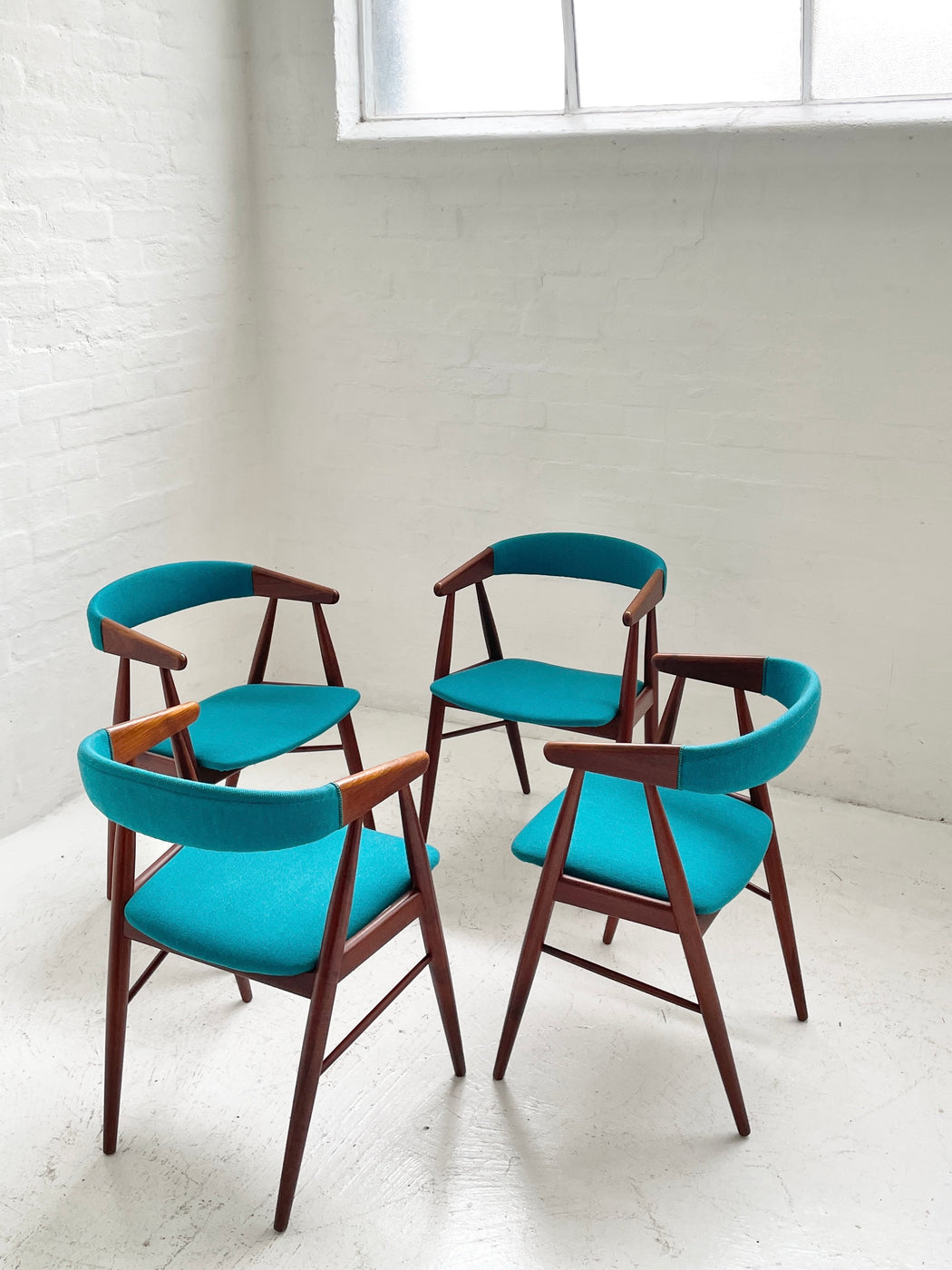 Aksel Bender & Ejnar Larsen 'Compass' Chairs