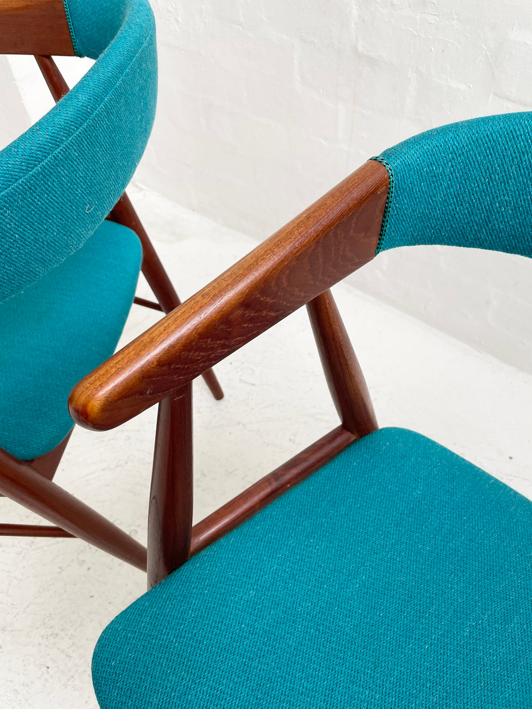 Aksel Bender & Ejnar Larsen 'Compass' Chairs