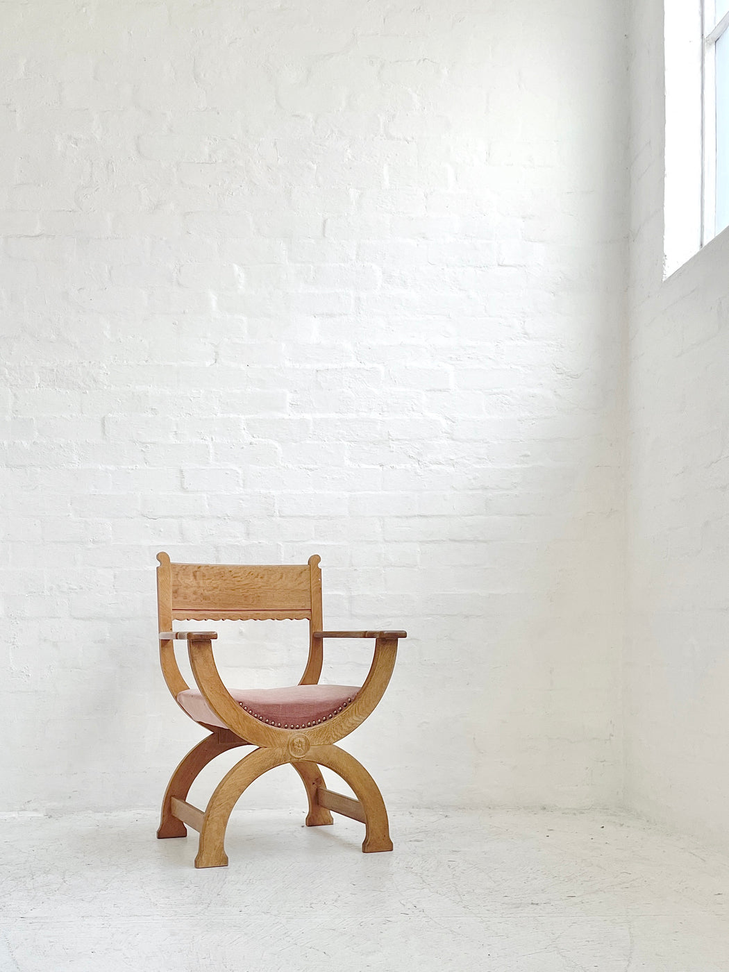 Henning Kjærnulf ‘Curule’ Chair