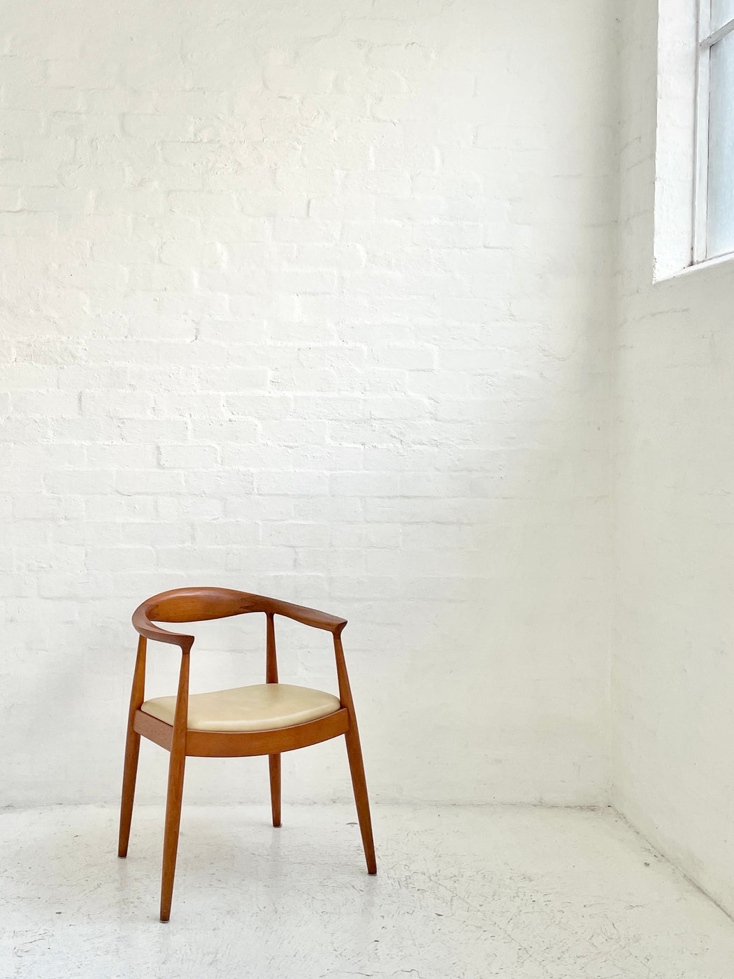 Hans J. Wegner 'Round' Chair