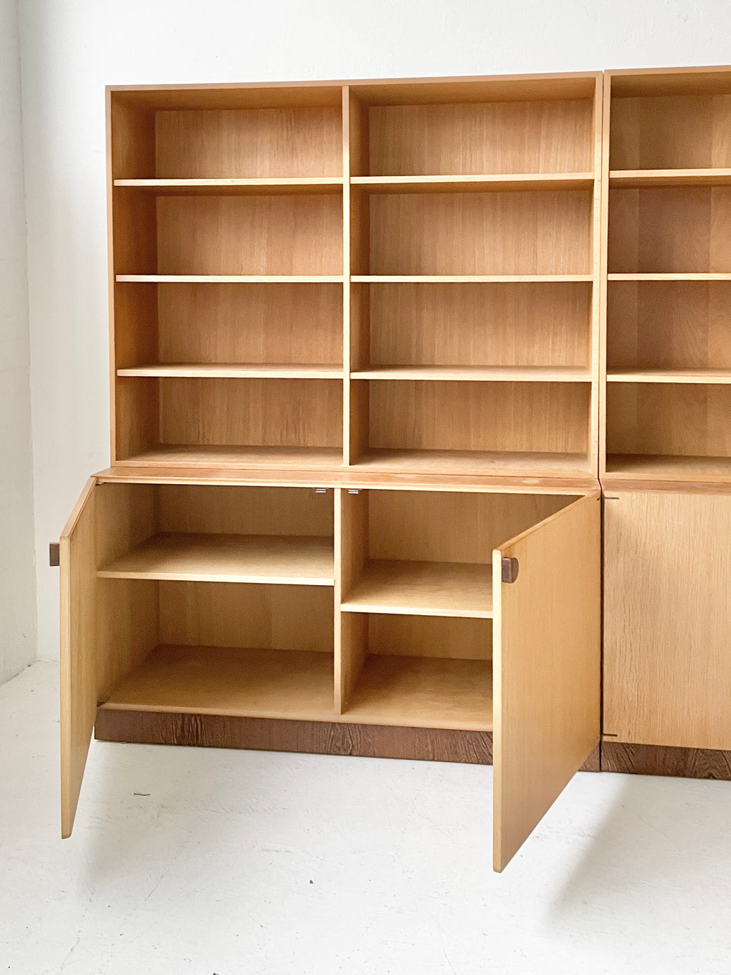 Gehl & Nissen 'FM' Oak Wall System