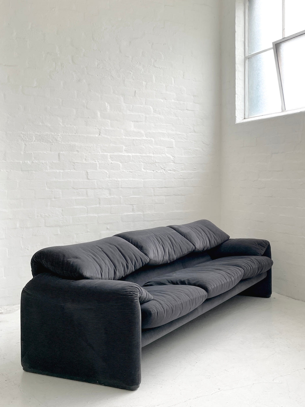 Vico Magistretti 'Maralunga' Sofa