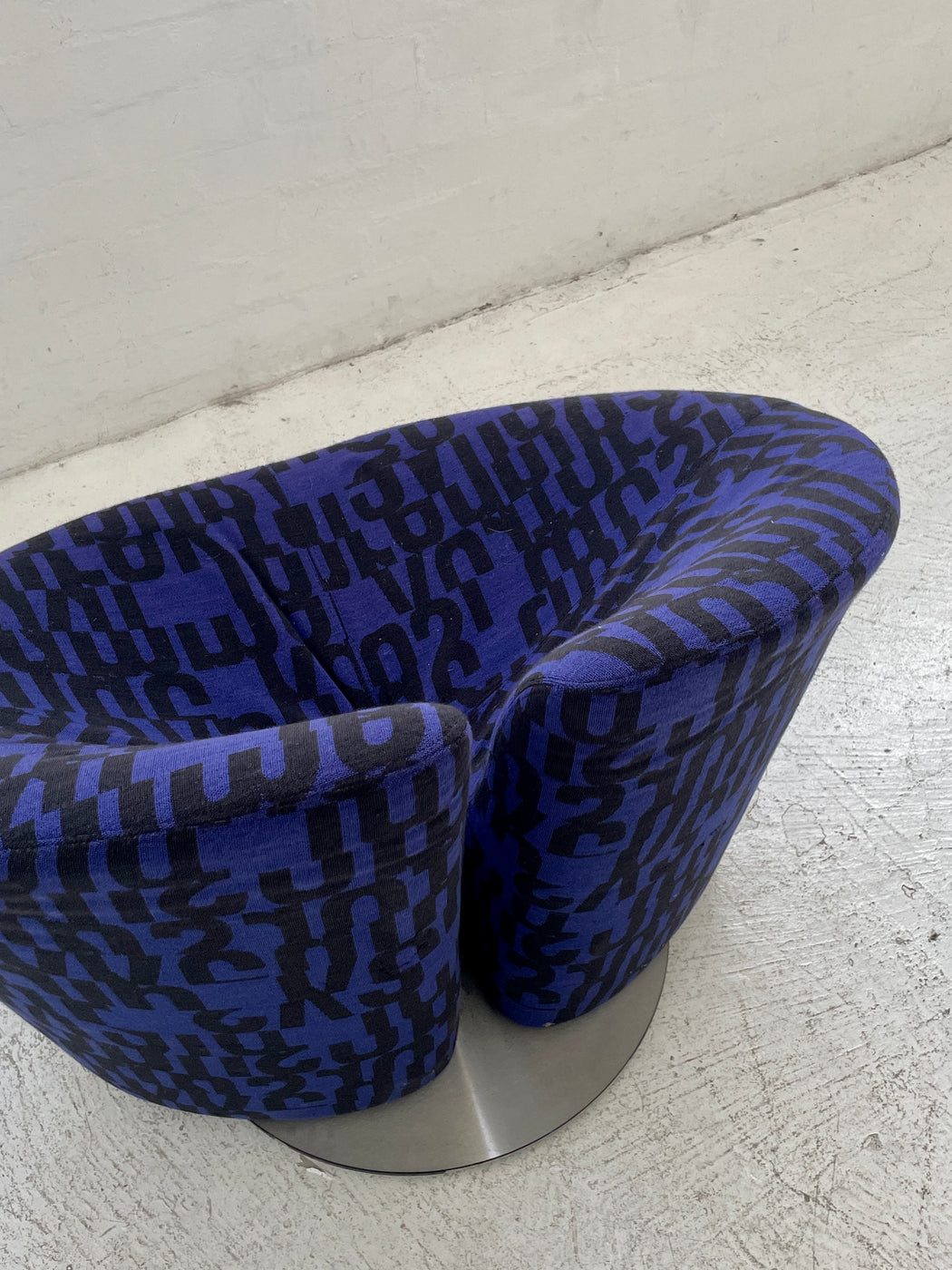 Busk & Hertzog 'True Love' Chair
