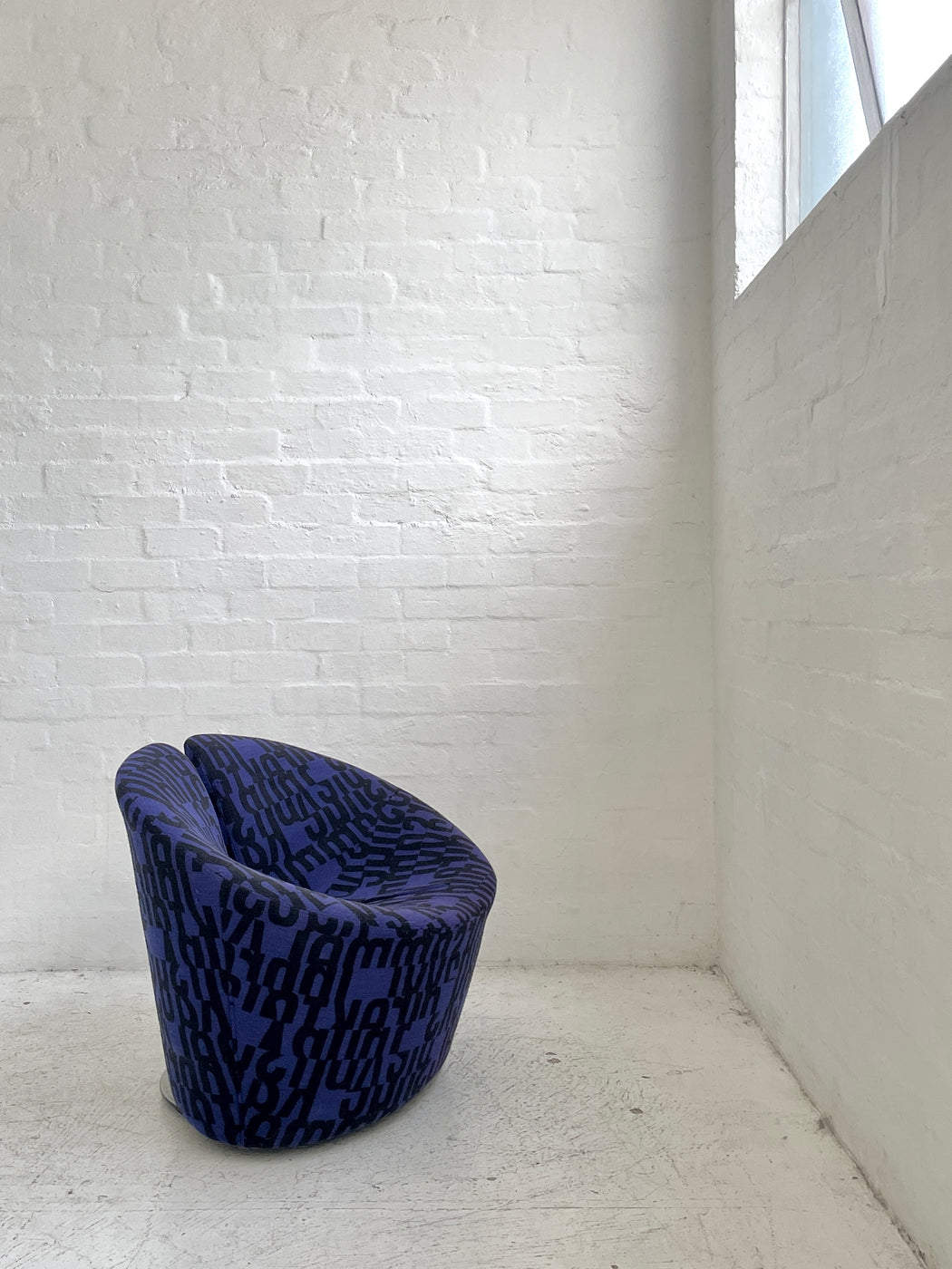 Busk & Hertzog 'True Love' Chair