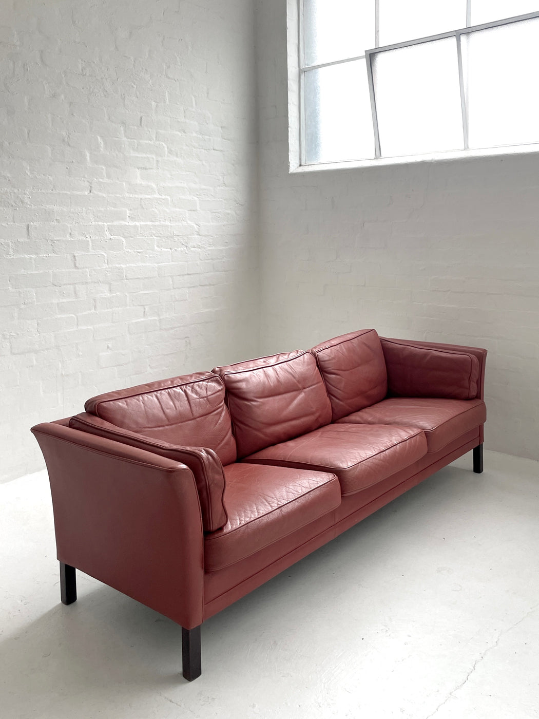 Mogens Hansen 'Model 2225' Sofa