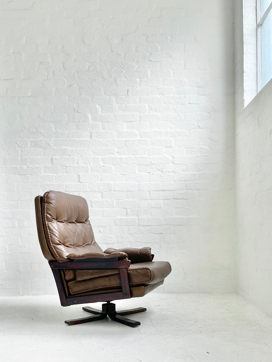 Arne Norell Swivel Chair