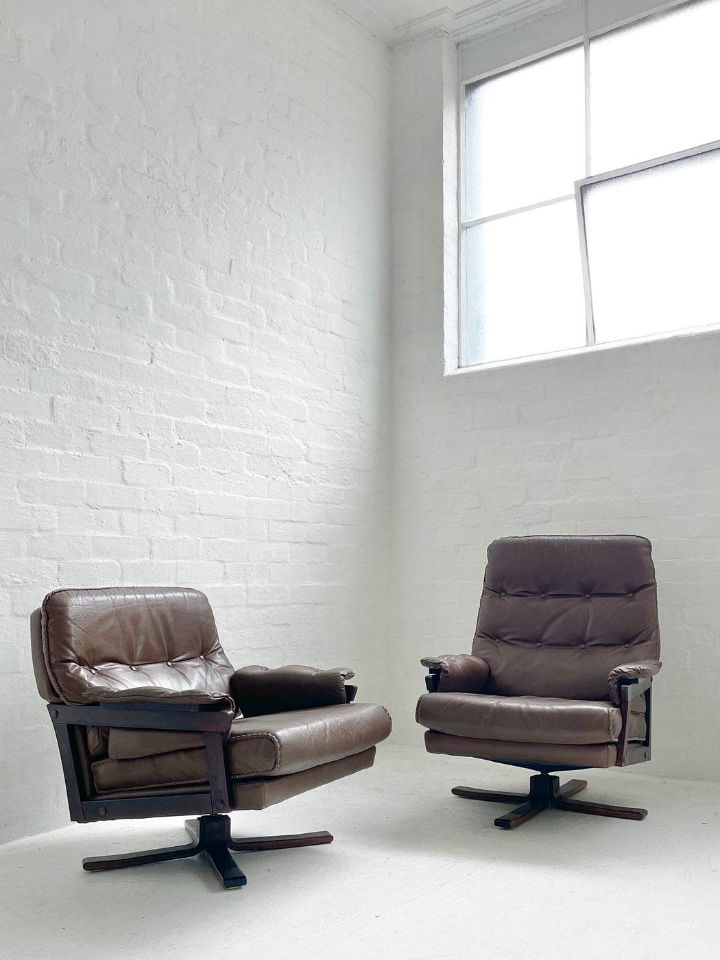 Arne Norell Swivel Chair