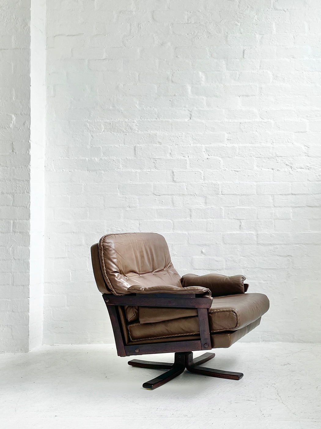 Arne Norell Swivel Chair