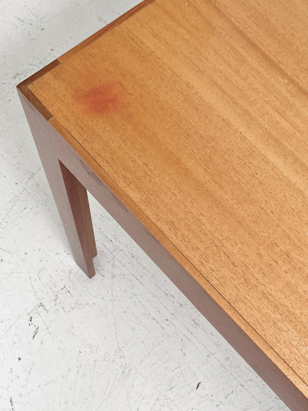 Rud Thygesen & Johnny Sørensen Table
