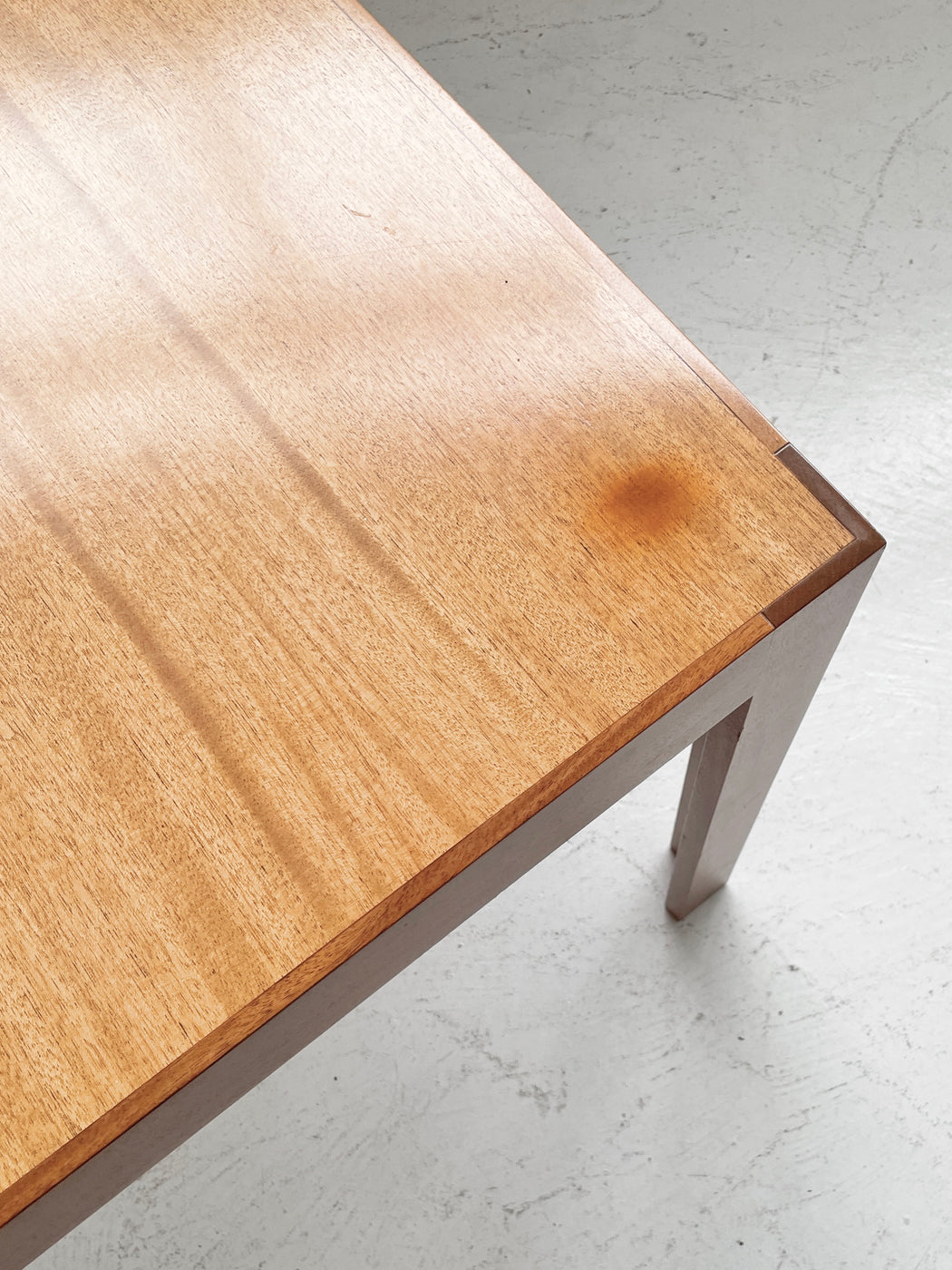 Rud Thygesen & Johnny Sørensen Table