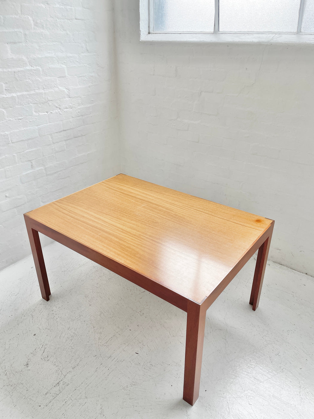 Rud Thygesen & Johnny Sørensen Table
