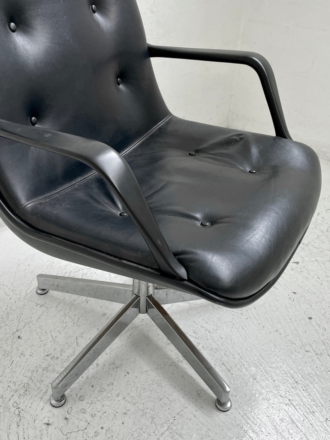 Charles Pollock Steelcase '451' Executive Chair
