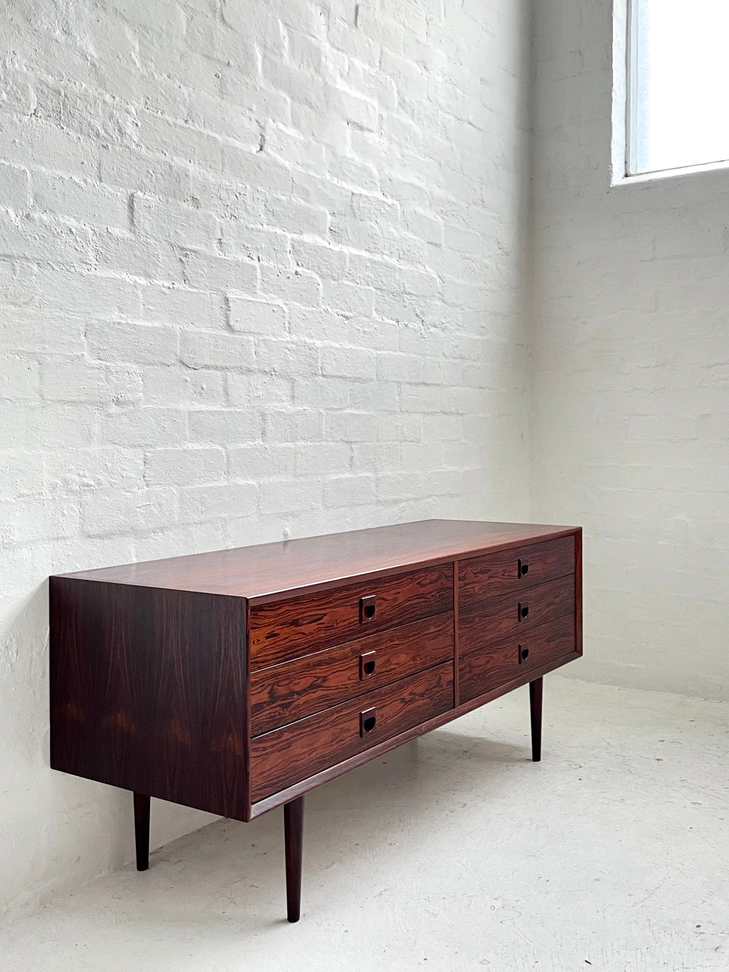 Brouer Møbelfabrik Rosewood Drawers